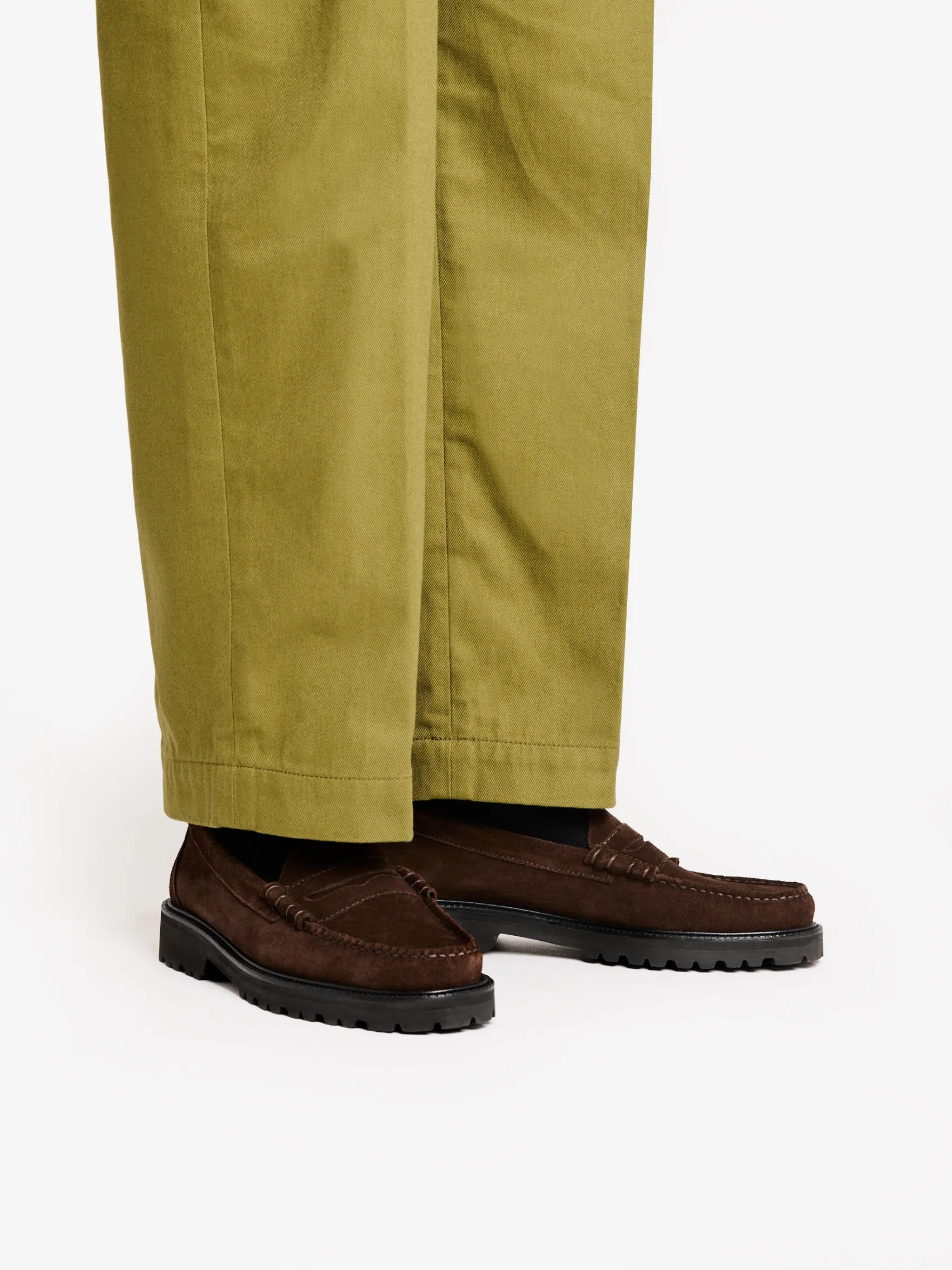 G.H.BASS Weejuns Larson Lug Penny Loafers suede
