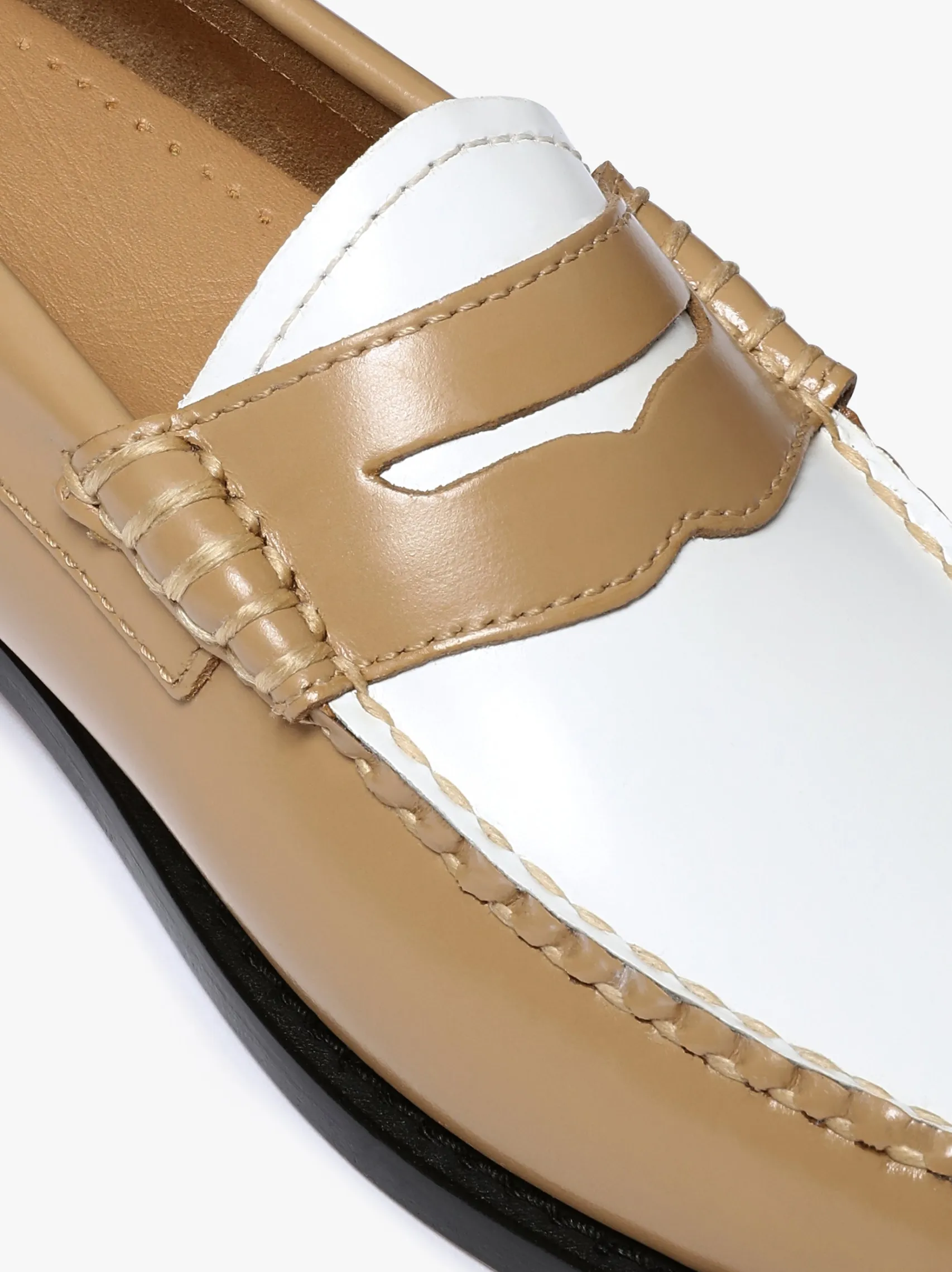 Women G.H.BASS Weejuns Penny Loafers Beige and white soft leather