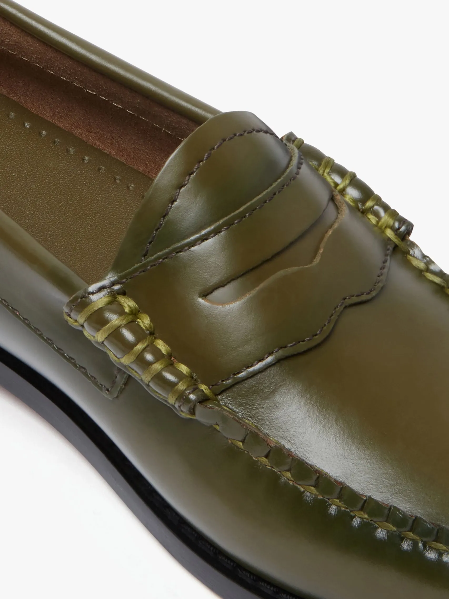 Women G.H.BASS Weejuns Penny Loafers green leather