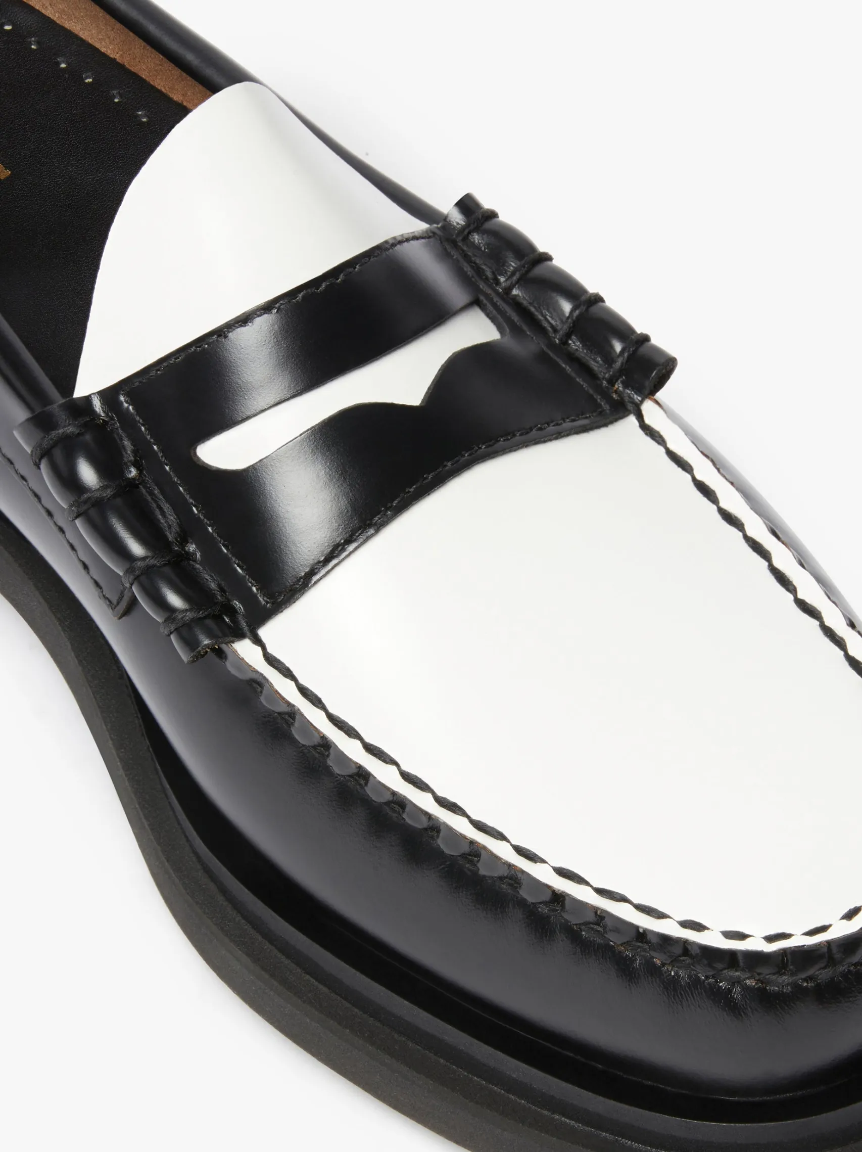 G.H.BASS Weejuns Step Larson Penny Loafers Black & White Leather